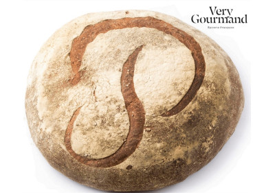 Il pane Poilane viene cotto sul fuoco di legna