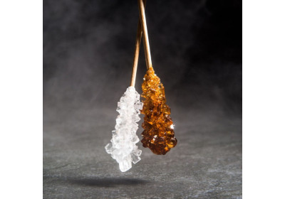 Expression culinaire française : CASSER DU SUCRE SUR LE DOS