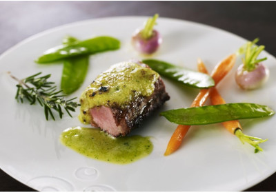 Filetto di agnello in crosta di erbe dello chef Richard Toix