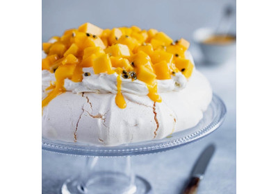 Pavlova al mango e frutto della passione