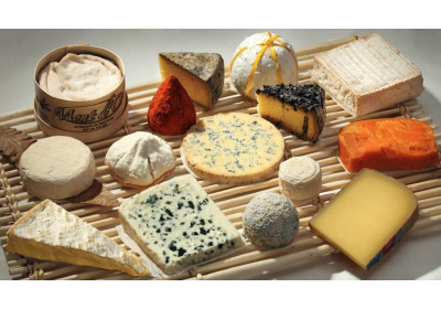 "Camembert", "Reblochon"... La gustosa origine dei nostri formaggi.