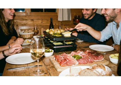 Que boire avec une raclette – La sélection Very Gourmand