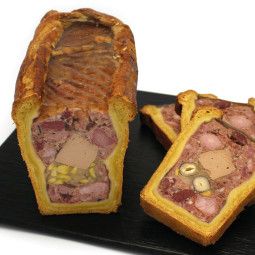 Demi Pâté en croûte de cerf aux pommes vertes et noisettes ±2,5kg - MAISON BOLARD