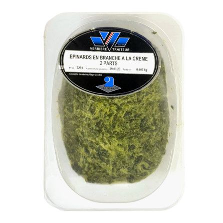 Spinach leaves with cream