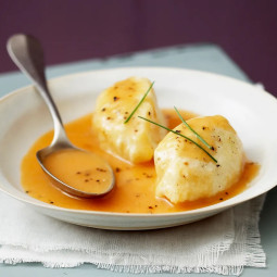 Pike dumplings with Nantua sauce - 1.8kg