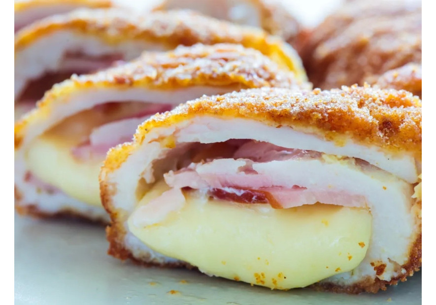 Expression culinaire française : UN CORDON-BLEU