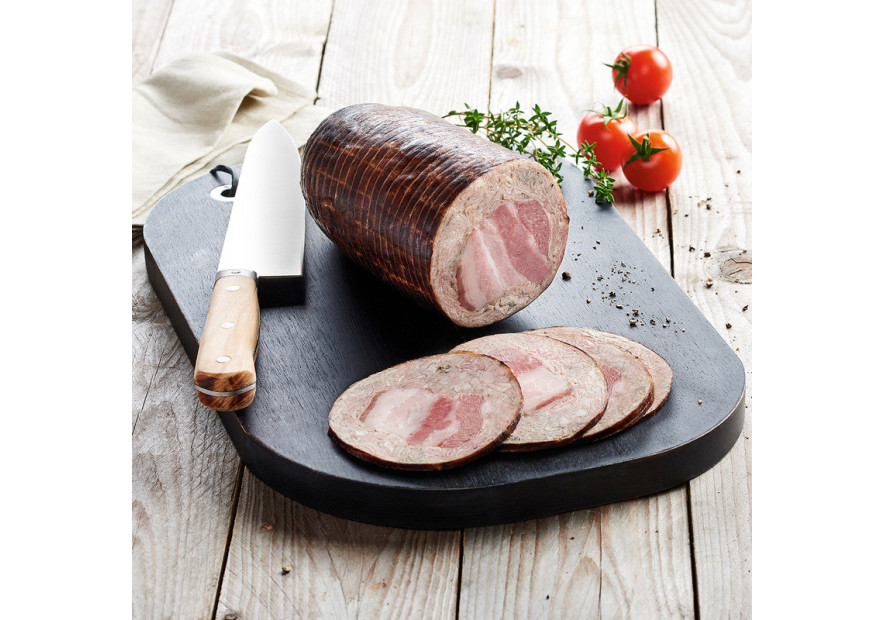 L'andouille con pancetta è ancora fatta a mano dalla Fouesnant andouillerie