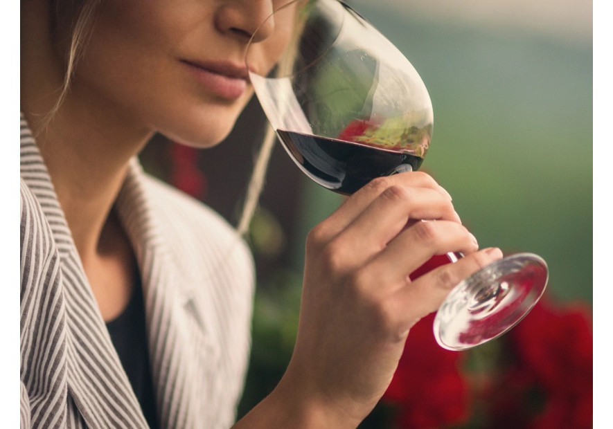 Come riconoscere un vino tappato?