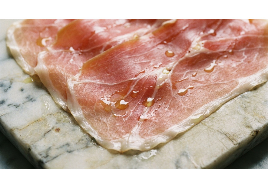 Différence Jambon Serrano Prosciutto | Le Guide Complet